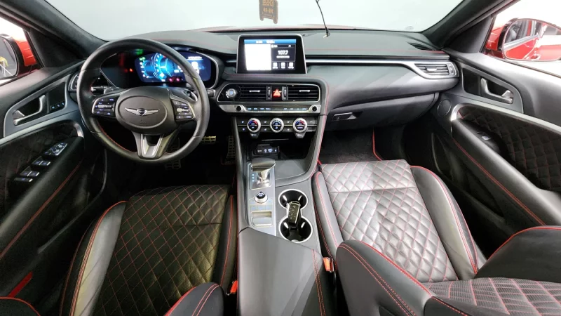 Genesis G70