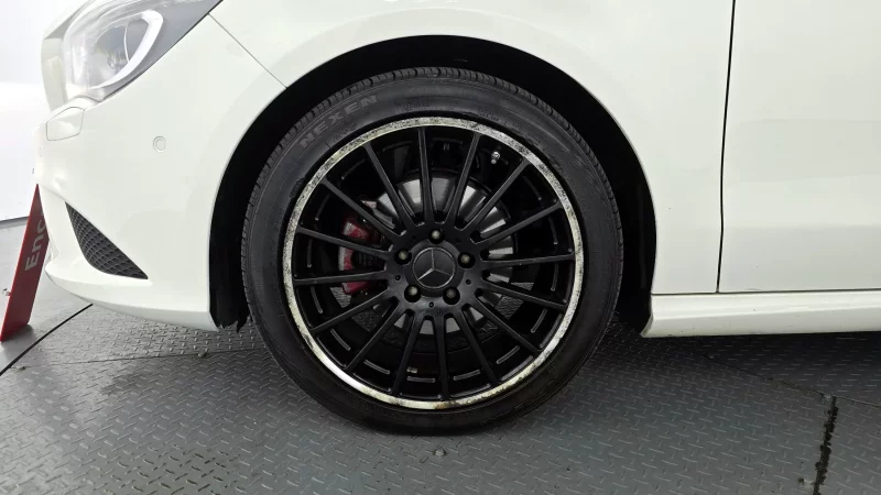 Mercedes-Benz CLA-Class