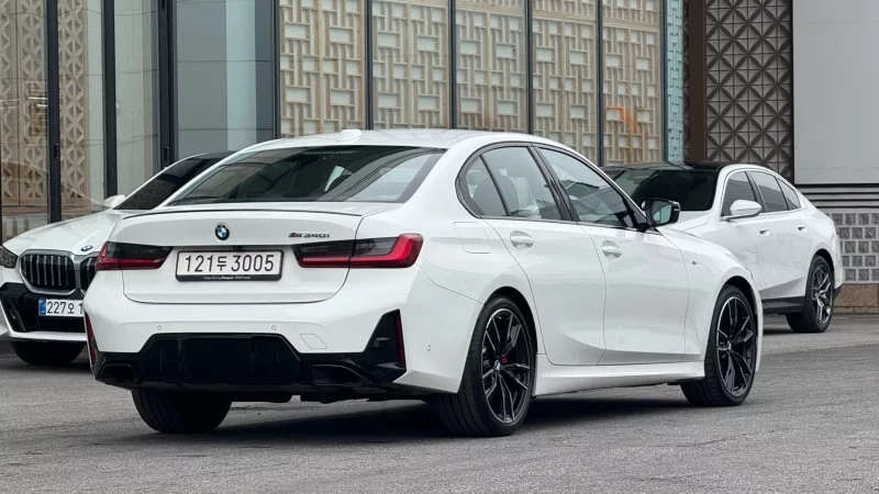 BMW 3-Series