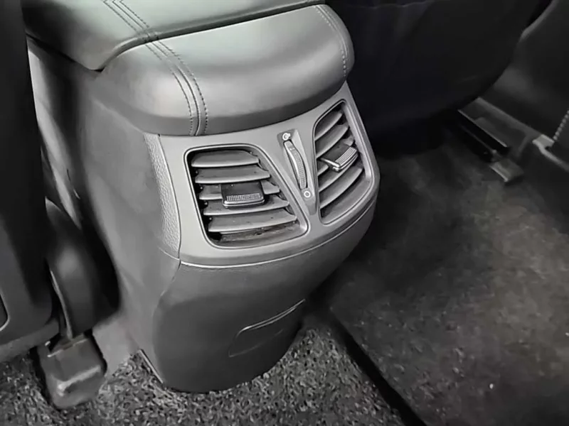 Hyundai Aslan