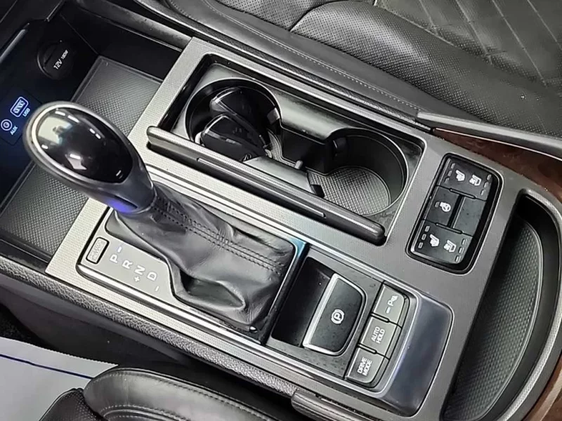 Hyundai Aslan