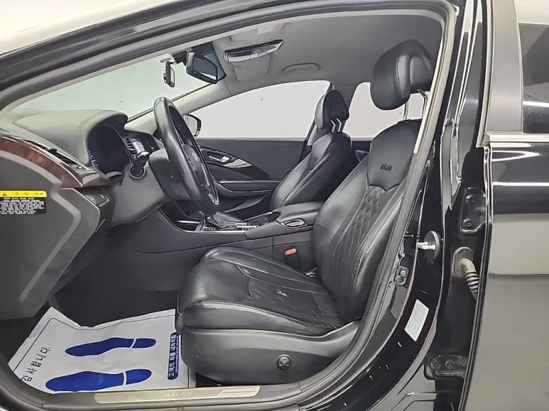 Hyundai Aslan