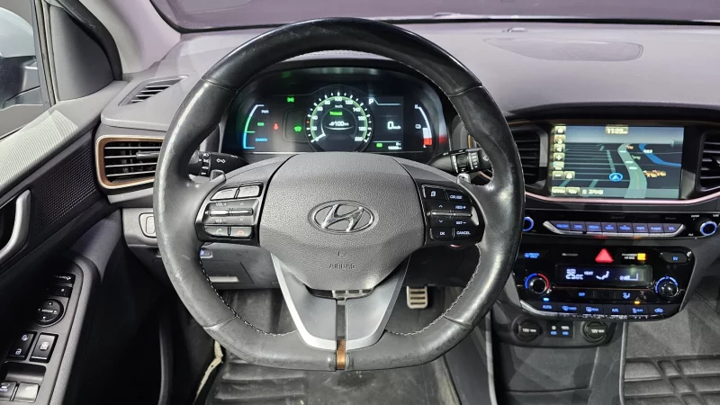 Hyundai Ioniq