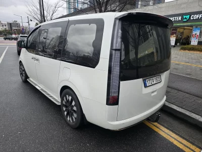 Hyundai Staria