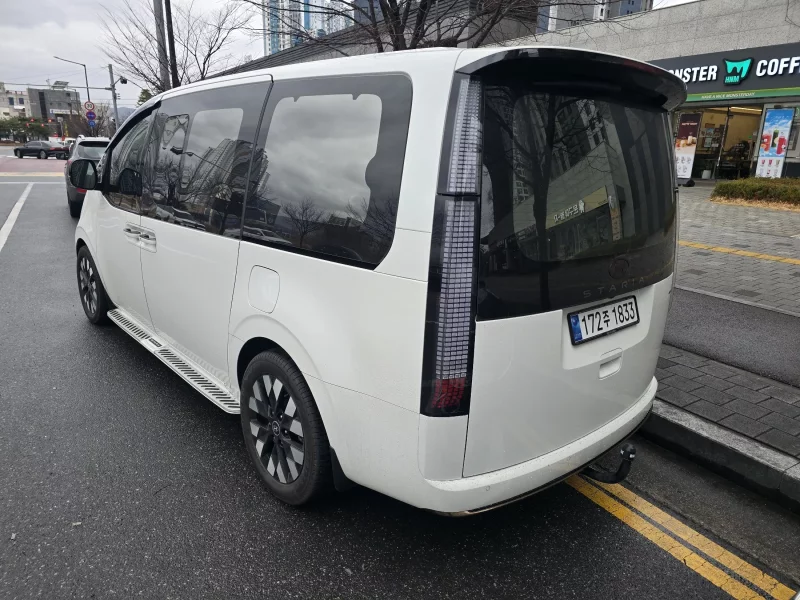 Hyundai Staria
