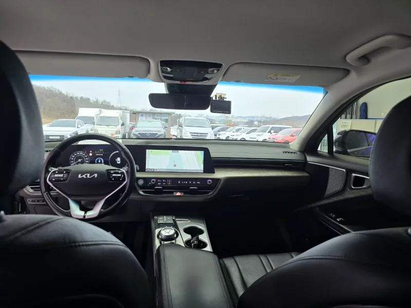 Kia K8