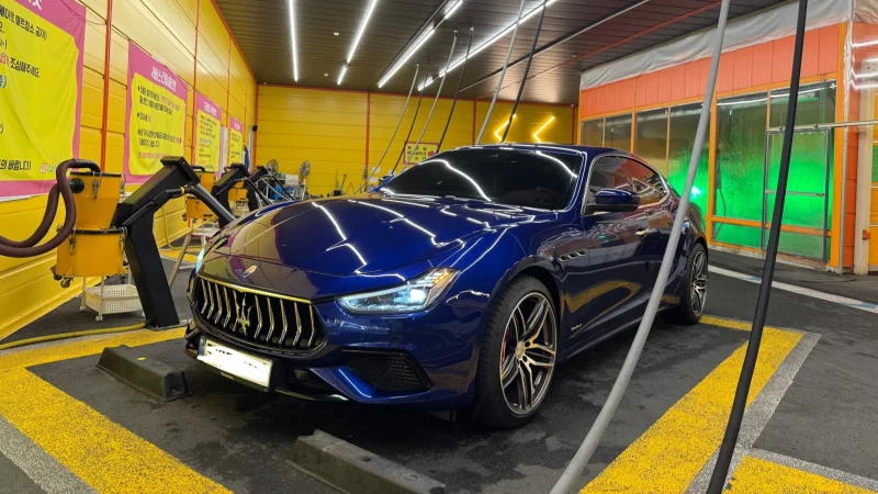 Maserati GHIBLI