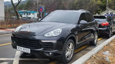 Porsche CAYENNE