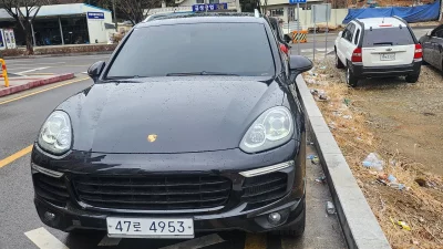 Porsche CAYENNE