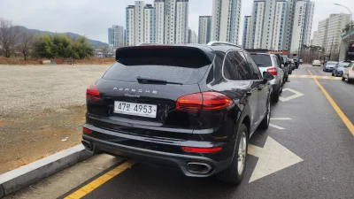 Porsche CAYENNE