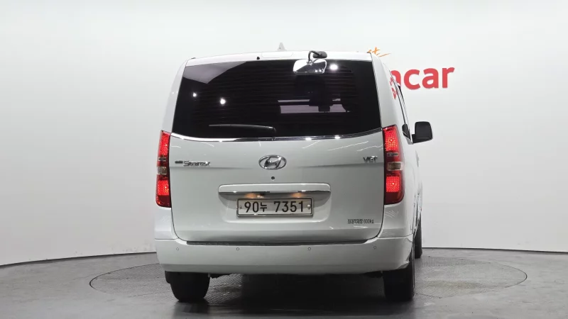 Hyundai Grand Starex