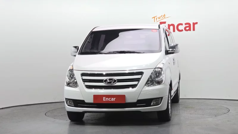 Hyundai Grand Starex
