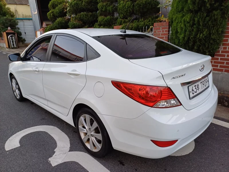 Hyundai Accent
