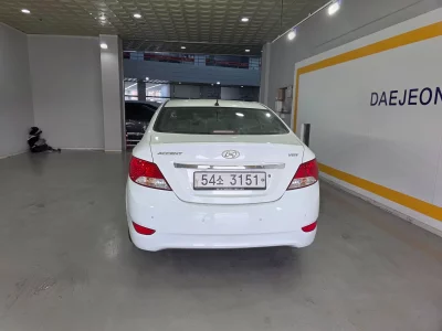 Hyundai Accent