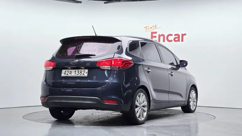 Kia Carens