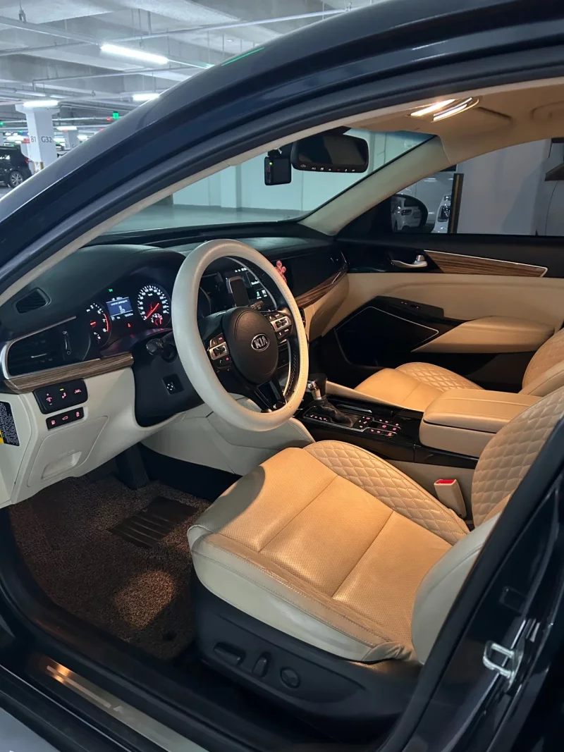 Kia K7