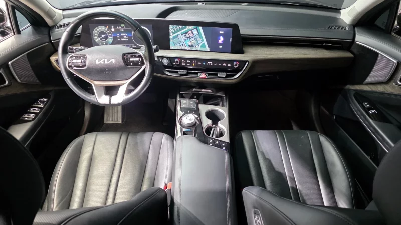 Kia K8