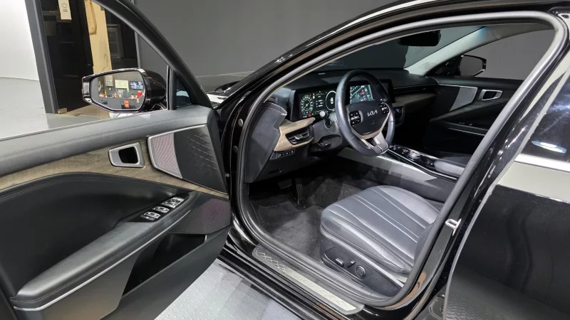 Kia K8