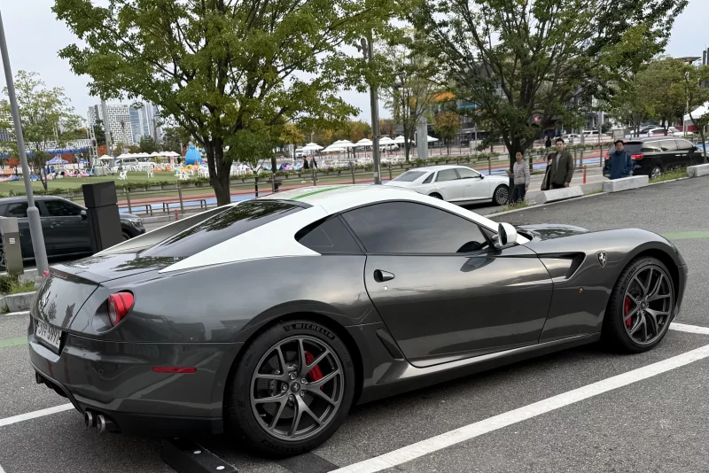 Ferrari 599
