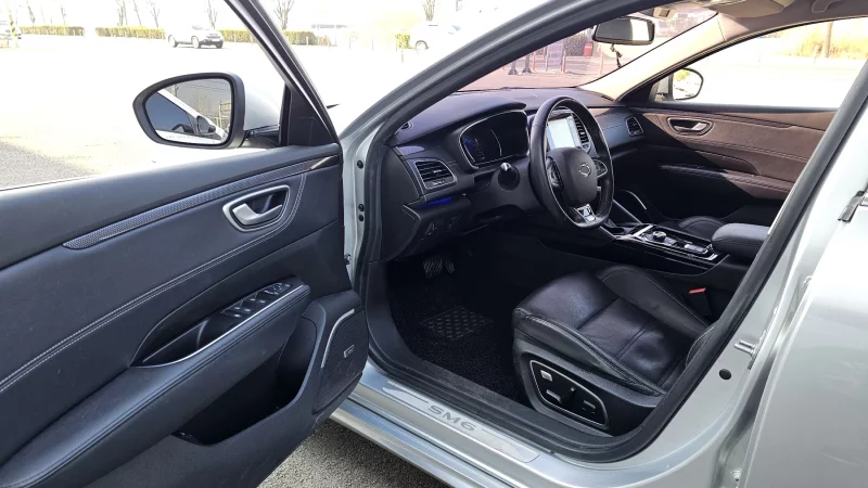Renault Samsung SM6