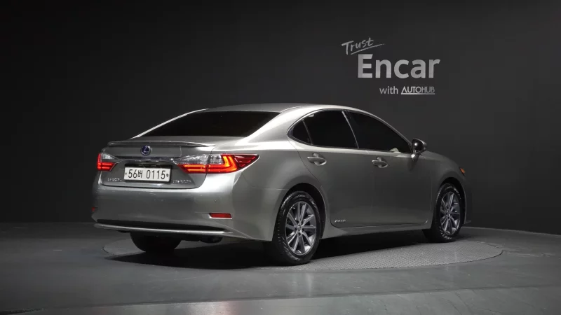 Lexus ES300h