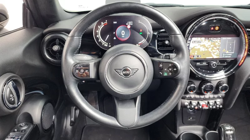 MINI Cooper Convertible