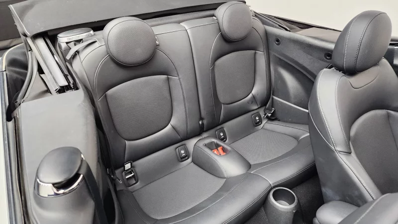 MINI Cooper Convertible