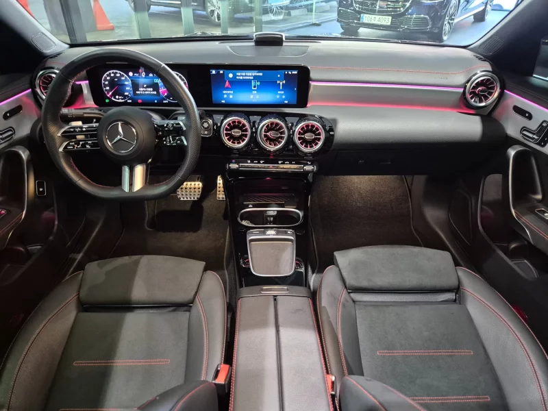 Mercedes-Benz CLA-Class
