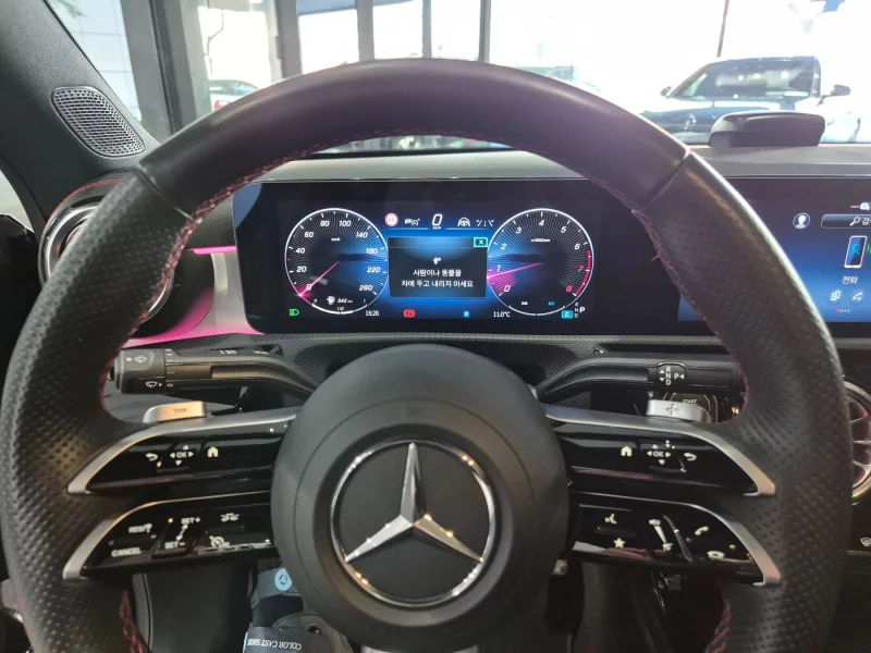 Mercedes-Benz CLA-Class