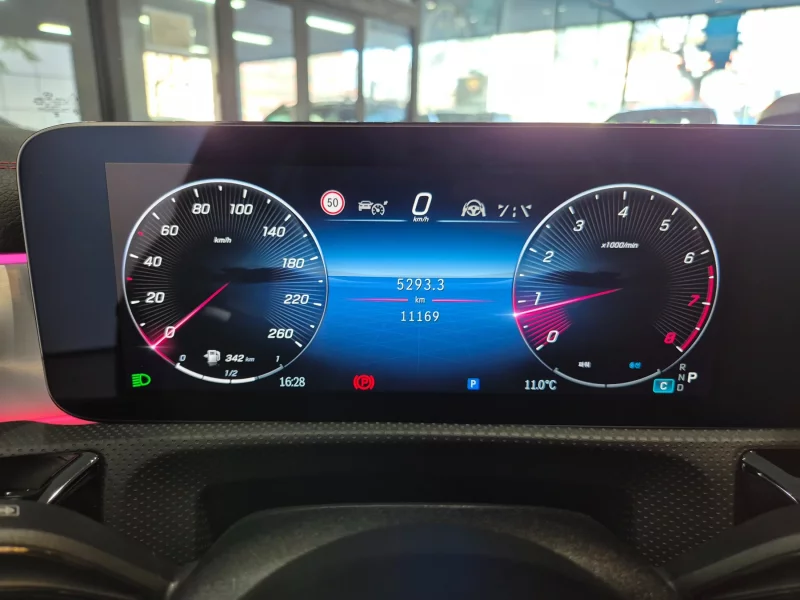Mercedes-Benz CLA-Class