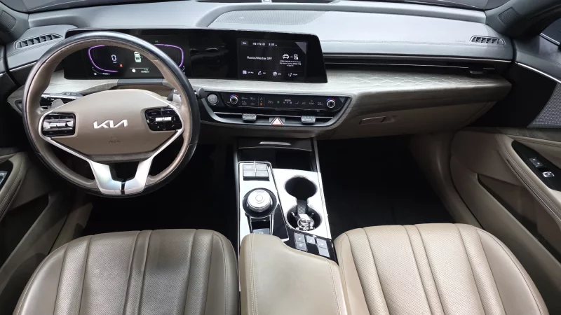 Kia K8