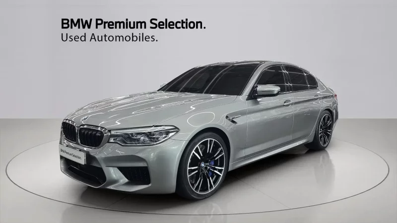 BMW M5