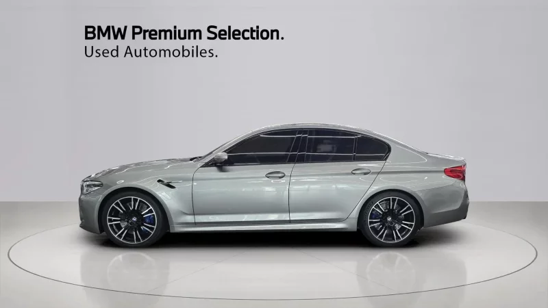 BMW M5