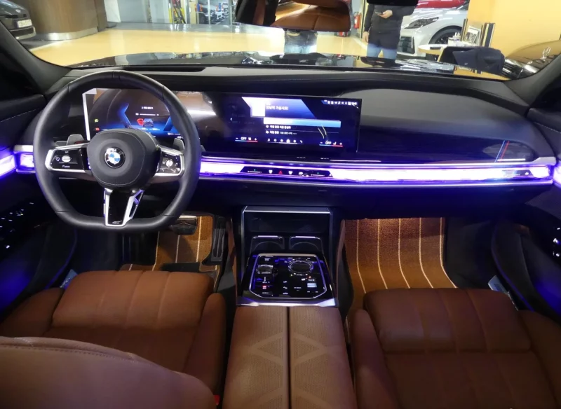 BMW 7-Series