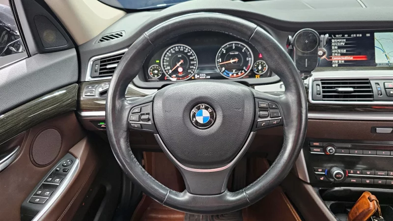 BMW 5-Series Gran Turismo