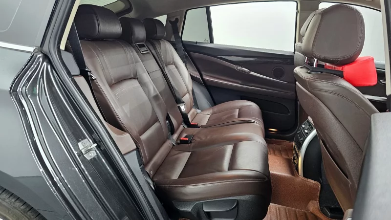 BMW 5-Series Gran Turismo