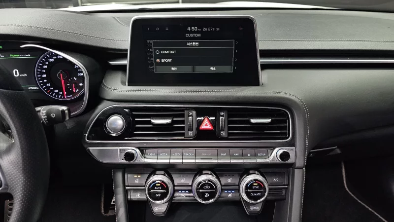 Genesis G70