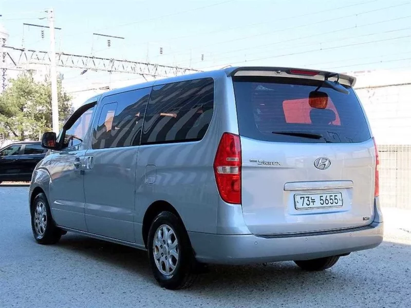 Hyundai Grand Starex