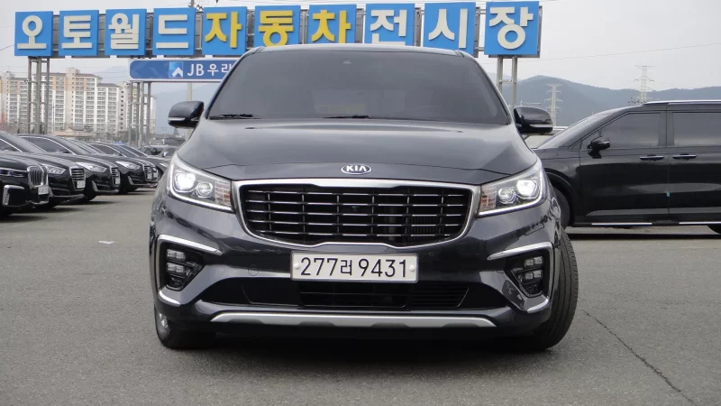 Kia Carnival