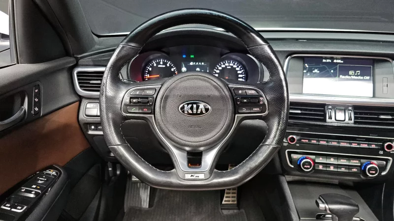 Kia K5