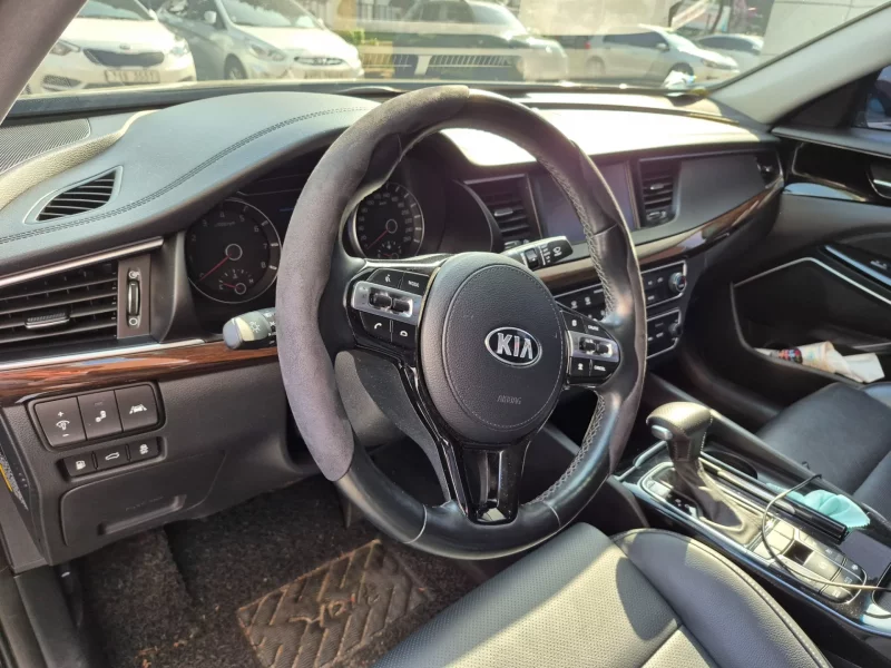 Kia K7