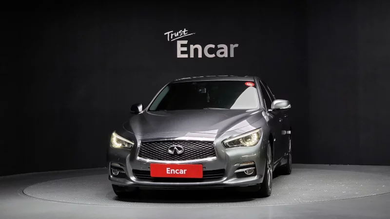Infiniti Q50