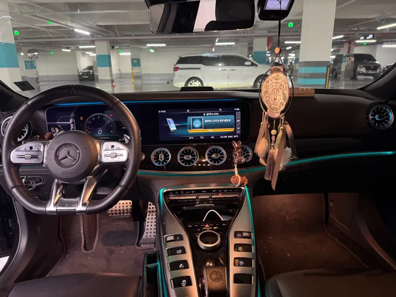 Mercedes-Benz AMG GT