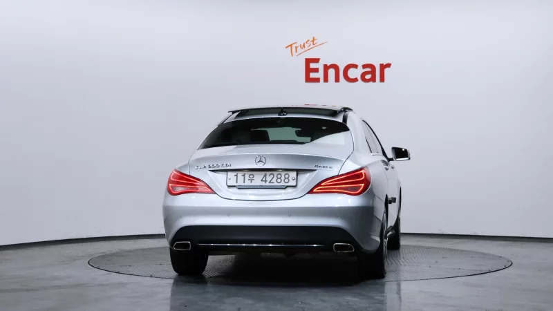 Mercedes-Benz CLA-Class