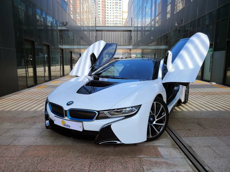 BMW i8