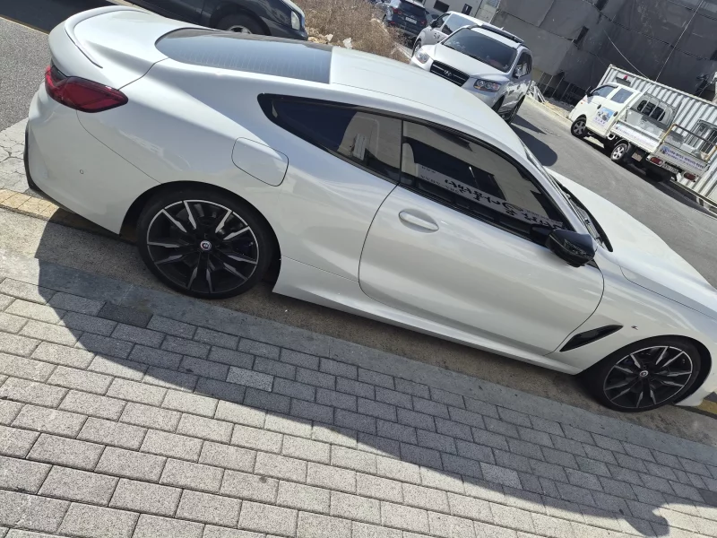 BMW 8-Series