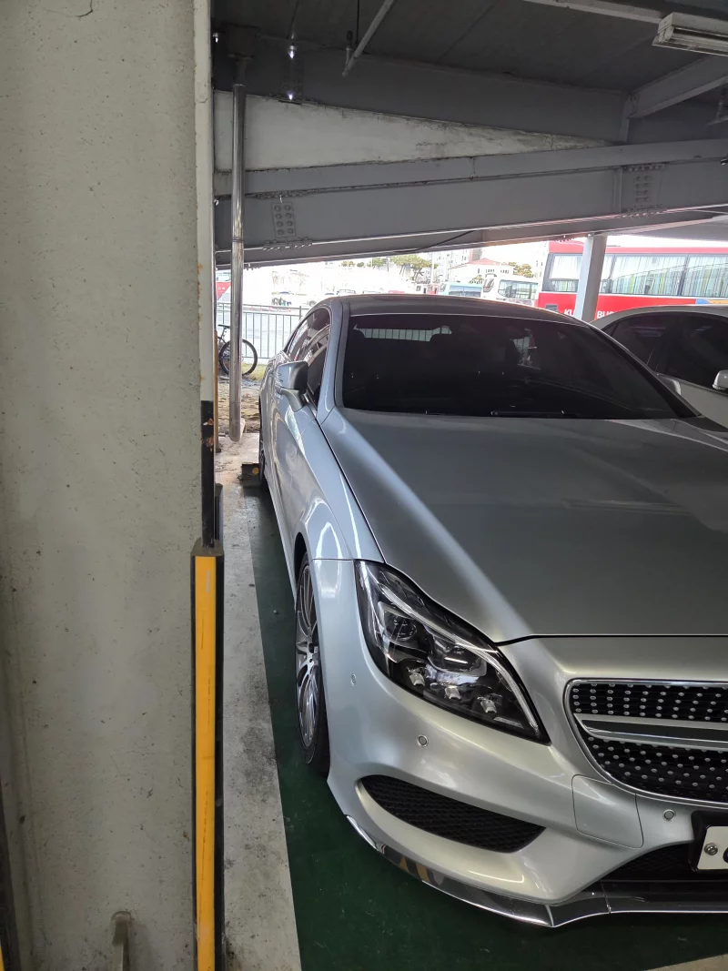 Mercedes-Benz CLS-Class