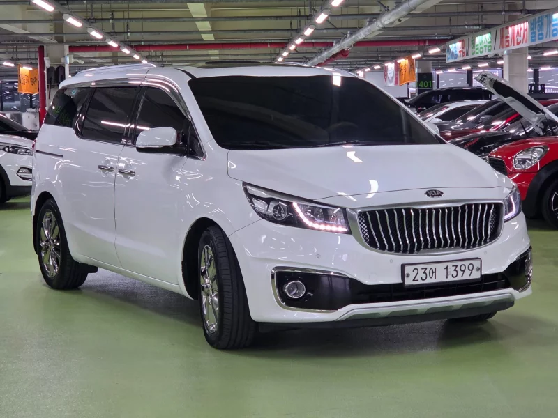 Kia Carnival