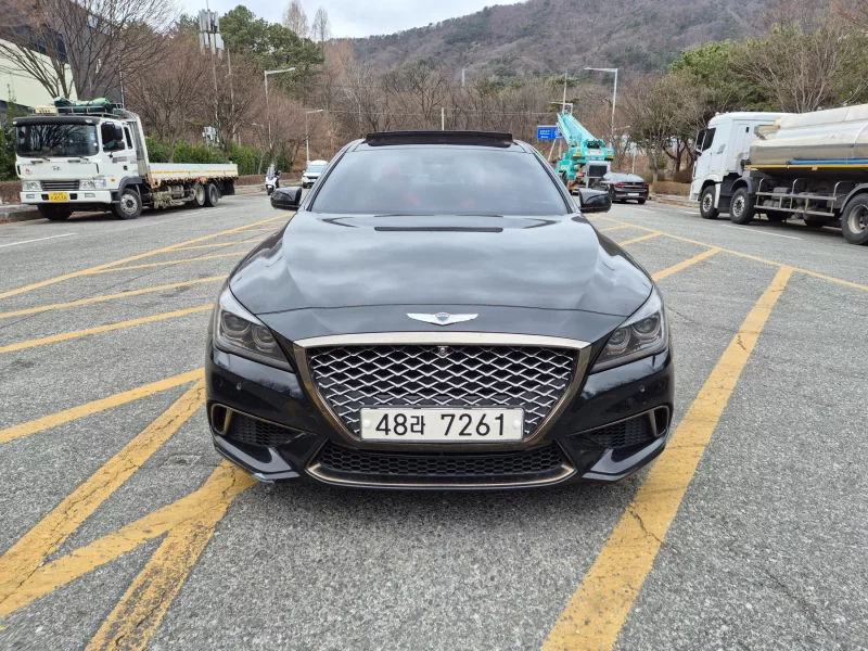 Hyundai Genesis