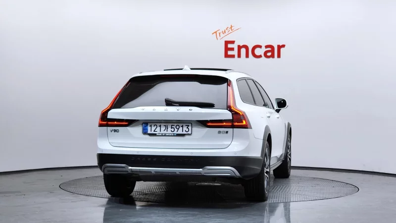 Volvo V90